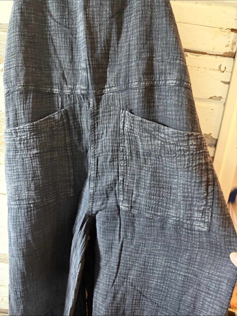 Women's Black Textured Wide-Leg Overalls with Front Pockets - Picture 3 of 9